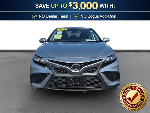 Used 2024 Toyota Camry SE FWD image 11