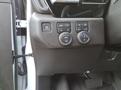 Used 2025 Chevrolet Silverado 2500 High Country w/ Z71 Off-Road Package image 16