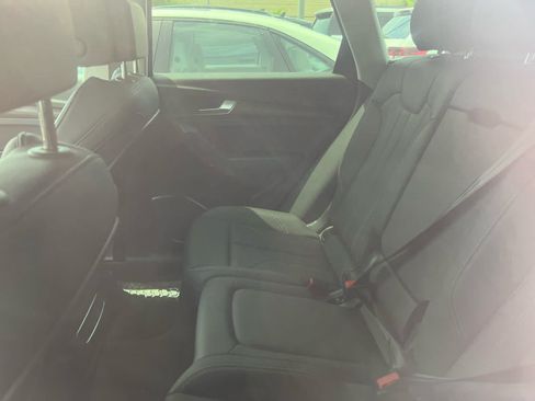Used 2023 Audi Q5 e Premium w/ Convenience Package AWD/4WD image 5