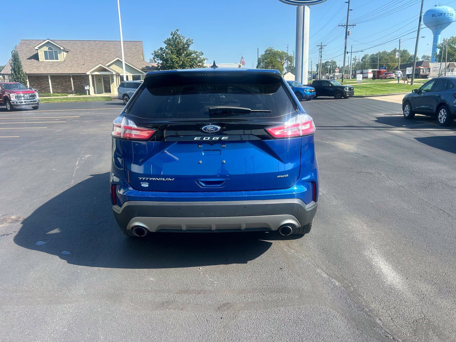Used 2022 Ford Edge Titanium w/ Equipment Group 301A AWD/4WD image 5