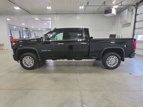 Used 2021 Chevrolet Silverado 3500 High Country w/ Z71 Off-Road Package AWD/4WD image 5