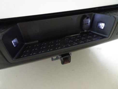 Used 2021 Nissan Titan S w/ S Utility Package image 11