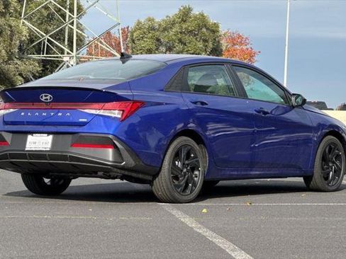 New 2026 Hyundai Elantra Sport image 4