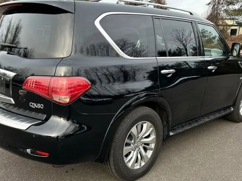 Used 2017 INFINITI QX80 Sport Utility 4D image 2