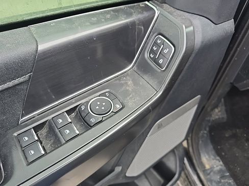 Used 2024 Ford F150 Lariat image 7