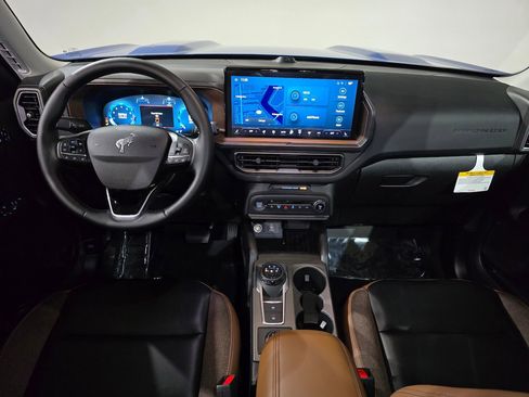 New 2025 Ford Bronco Sport Outer Banks w/ Outer Banks Tech Package+ image 32