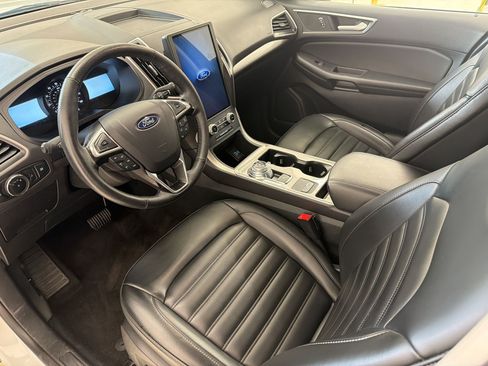 Certified 2024 Ford Edge SEL AWD/4WD image 4