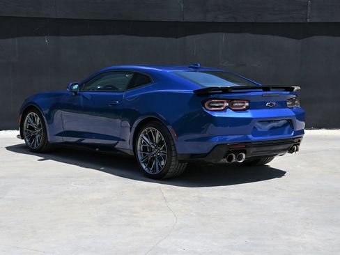 Used 2023 Chevrolet Camaro ZL1 RWD image 6