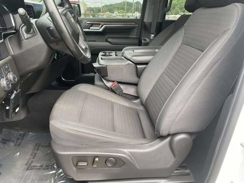 Used 2024 Chevrolet Silverado 1500 LT AWD/4WD image 11