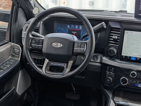 Used 2025 Ford F450 Platinum w/ FX4 Off-Road Package image 18
