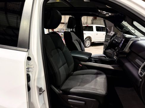 Used 2019 RAM 1500 Big Horn RWD image 26