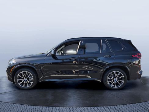 Certified 2025 BMW X5 xDrive40i AWD/4WD image 3