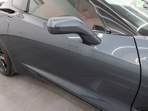 Used 2019 Chevrolet Corvette Stingray Coupe w/ Carbon Flash Badge Package RWD image 22