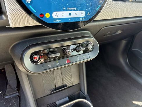 Certified 2025 MINI Cooper S image 22