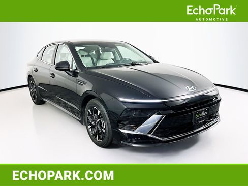 Used 2025 Hyundai Sonata SEL image 1