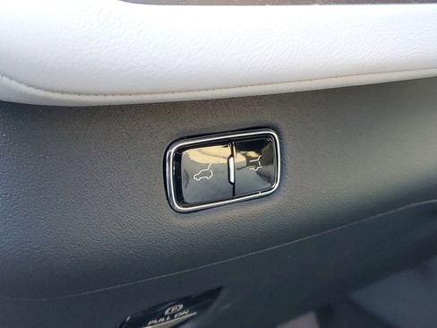 New 2025 Lincoln Navigator L Black Label image 15