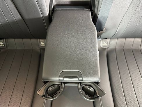 Used 2022 Mercedes-Benz E 450 4MATIC Sedan image 31