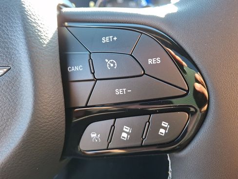 New 2026 Chrysler Pacifica Limited w/ S Appearance Package AWD/4WD image 20