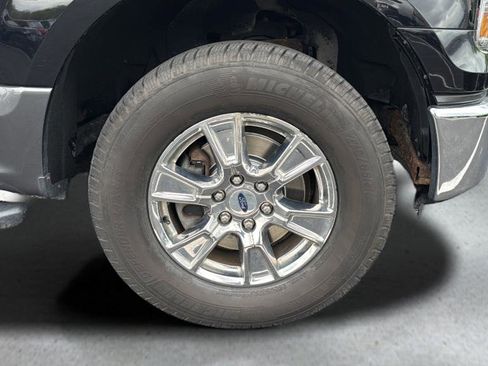 Used 2016 Ford F150 XLT w/ Equipment Group 302A Luxury AWD/4WD image 13