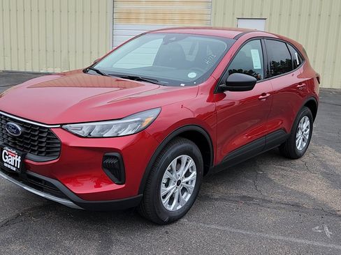 New 2025 Ford Escape Active w/ Tech Pack #1 image 2