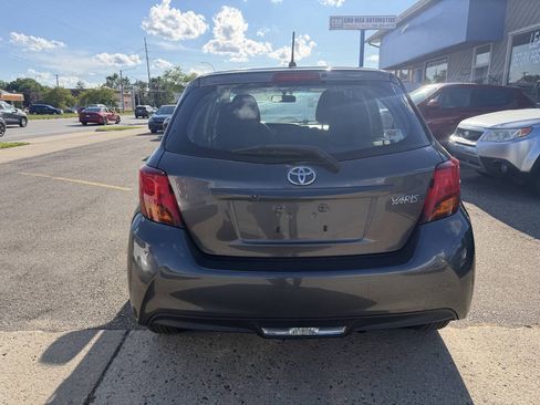 Used 2016 Toyota Yaris L FWD image 9