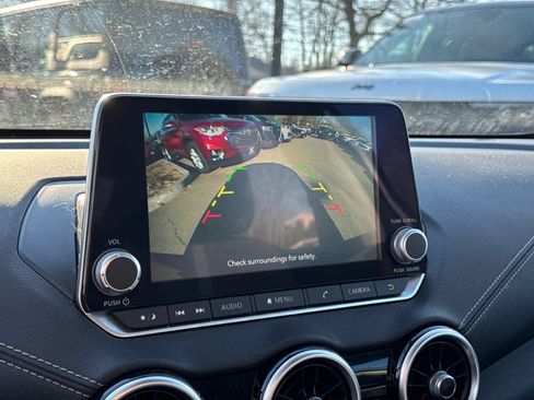 Used 2022 Nissan Sentra SV w/ Trunk Package image 27