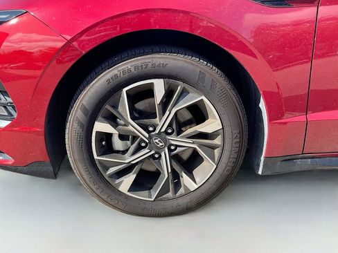 Used 2025 Hyundai Sonata SEL FWD image 28