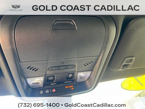 Used 2017 Cadillac XT5 Luxury w/ Driver Awareness Package AWD/4WD image 23