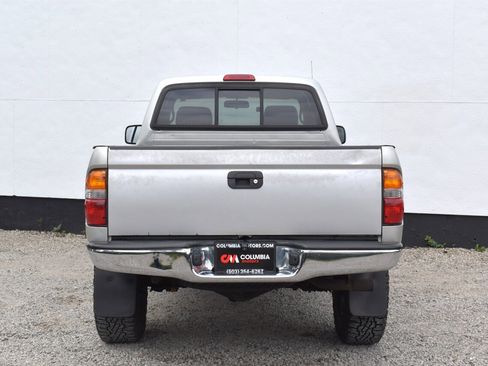 Used 2004 Toyota Tacoma PreRunner image 4