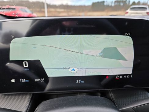 New 2026 Chevrolet Equinox LT w/ Convenience Package II image 25