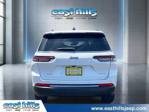 Used 2023 Jeep Grand Cherokee L Limited AWD/4WD image 6
