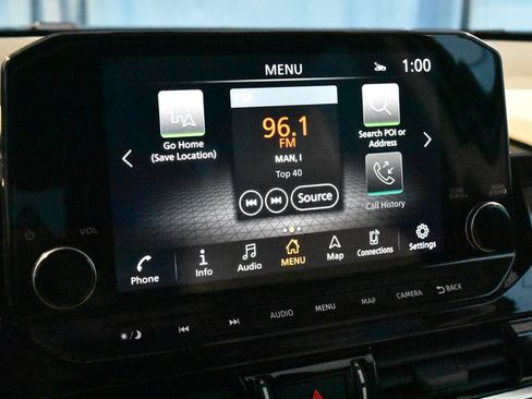 Certified 2024 Nissan Pathfinder SL w/ SL Premium Package AWD/4WD image 9