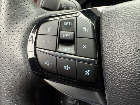 Used 2025 Ford Explorer ST w/ Sun And Sound Package AWD/4WD image 15