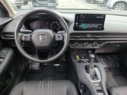Used 2023 Honda HR-V EX-L image 10