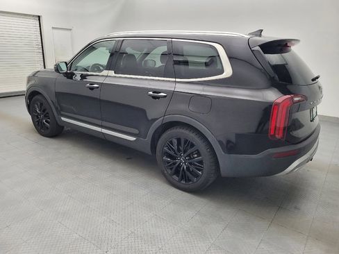Used 2020 Kia Telluride SX w/ Towing Package FWD image 3