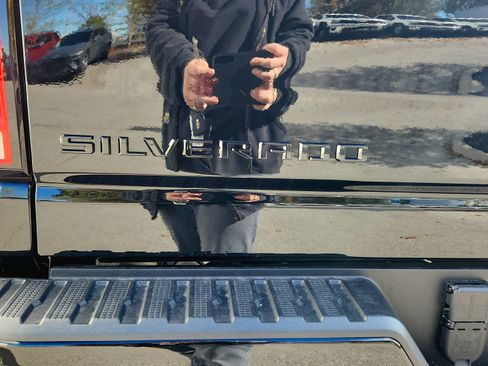 New 2026 Chevrolet Silverado 2500 LTZ w/ LTZ Plus Package image 13