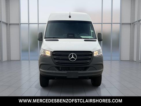 New 2026 Mercedes-Benz Sprinter 2500 image 9