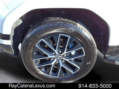 Certified 2024 Lexus GX 550 w/ Cold Area Package image 8