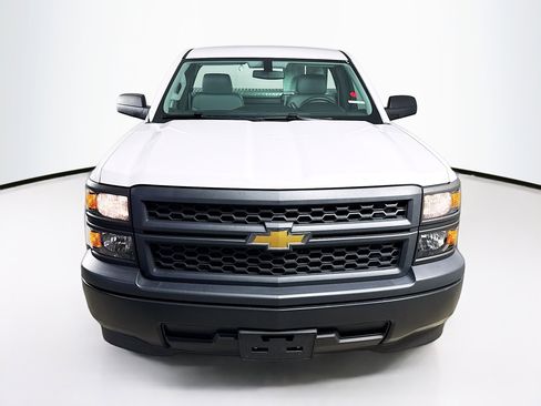 Used 2014 Chevrolet Silverado 1500 W/T RWD image 3