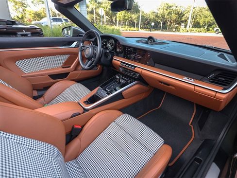 Used 2024 Porsche 911 Turbo S image 39