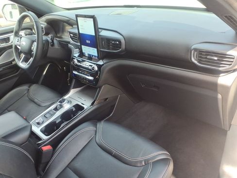 Used 2022 Ford Explorer ST w/ Equipment Group 401A AWD/4WD image 10