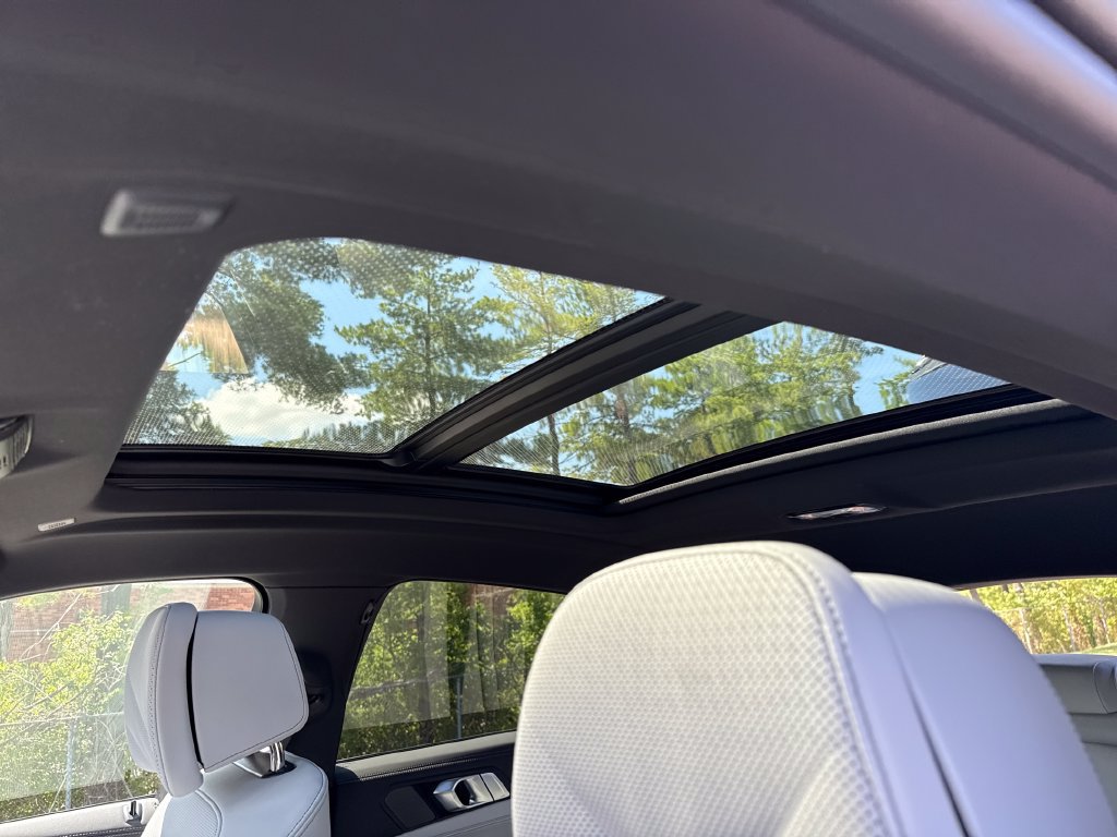 New 2027 BMW X6 xDrive40i w/ Climate Comfort Package AWD/4WD image 22