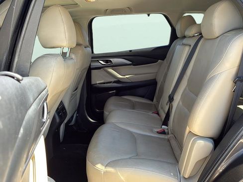 Used 2018 MAZDA CX-9 Touring w/ Touring Premium Package image 16