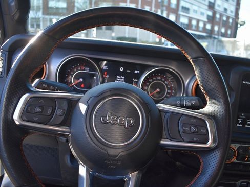 Used 2022 Jeep Gladiator Mojave w/ LED Lighting Group image 15