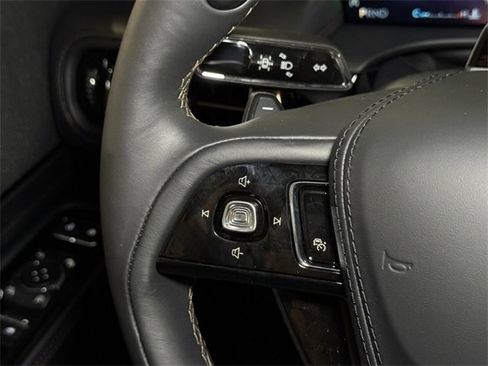 New 2025 Lincoln Aviator Premiere image 31