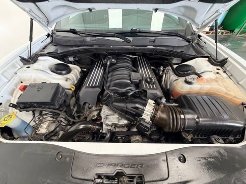 Used 2019 Dodge Charger Scat Pack RWD image 29