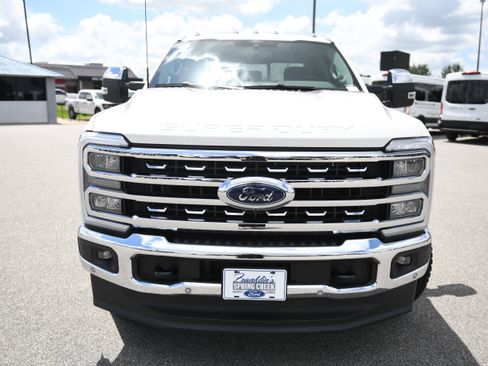 New 2026 Ford F250 Lariat w/ Lariat Premium Package AWD/4WD image 4