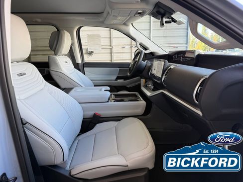 New 2027 Ford Expedition Platinum w/ Platinum Ultimate Package AWD/4WD image 10