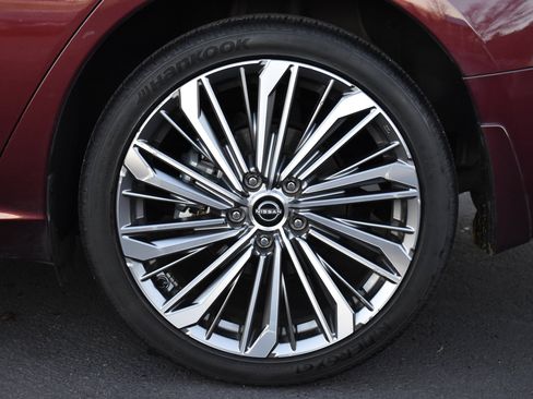 Used 2024 Nissan Altima 2.5 SL image 25