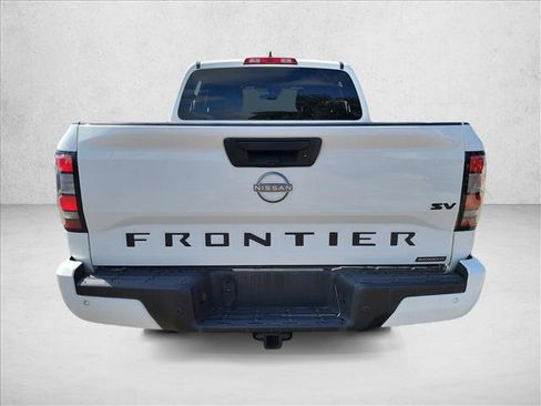 Used 2023 Nissan Frontier SV w/ Midnight Edition Package image 6